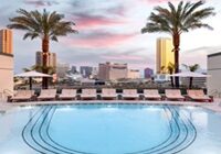 9-best-las-vegas-pools-for-families-&-adults!