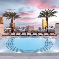 9-best-las-vegas-pools-for-families-&-adults!
